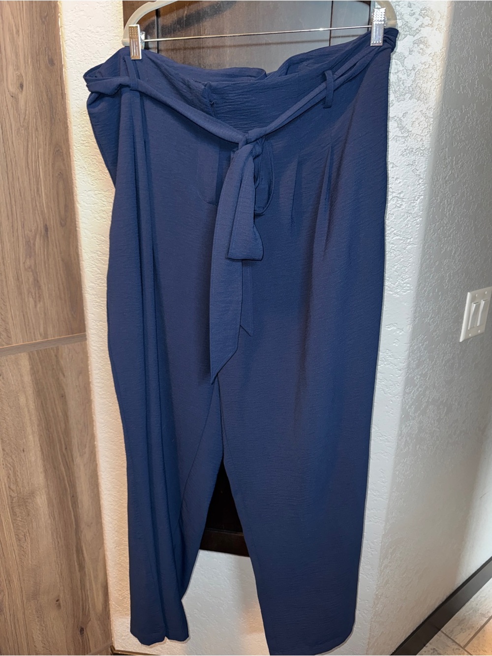 Universal Standard Navy Wide Leg pants with Self-Tie Waist